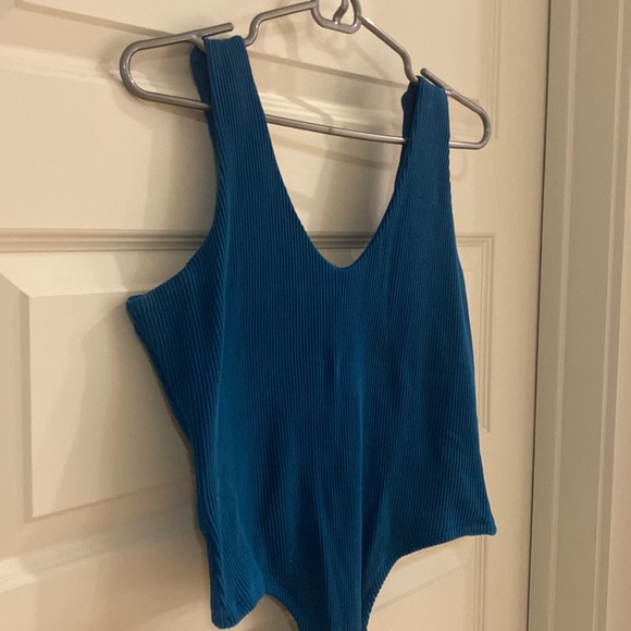 The Odells Brie Bodysuit in Sea Blue 1X - Picture 5 of 8